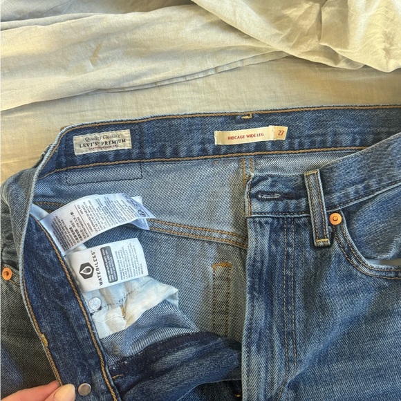 Levi’s Ribcage Wide Leg- Polar Perimeter - Picture 3 of 7